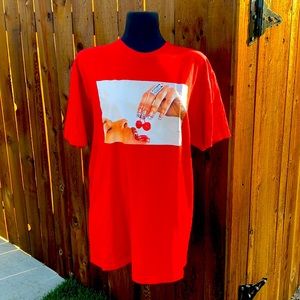 Supreme Tee shirt always kept nice never worn!